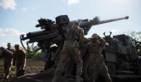 ukraine-nato-howitzers-00